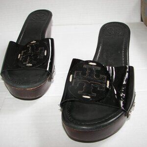 Tory Burch 9M peep toe black patent leather strap wood platform 3" heel sandals